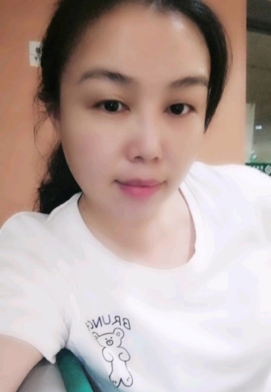 淡淡的云的第三张照片--大连相亲服务中心