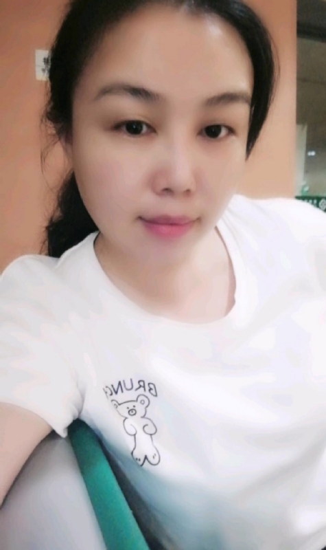 淡淡的云的第四张照片--大连相亲服务中心