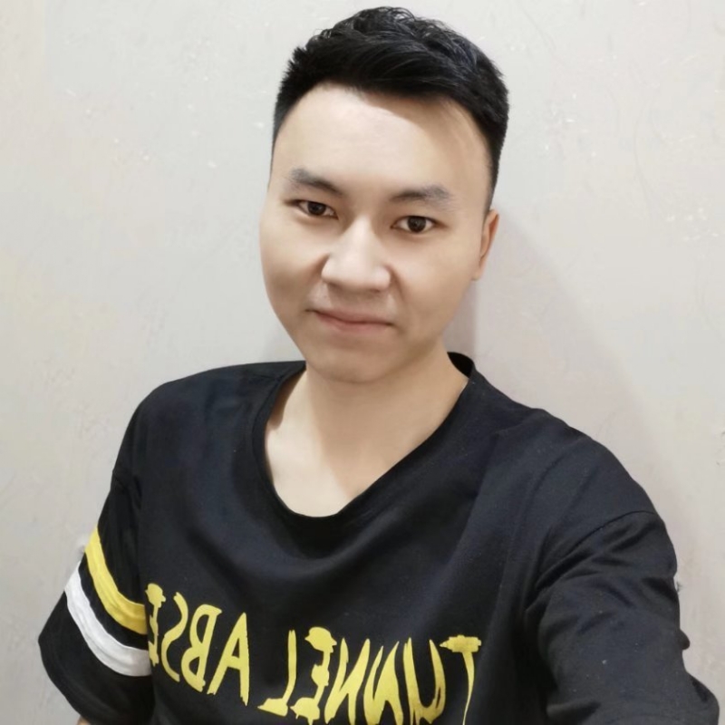 大男孩的第一张照片--大连相亲服务中心