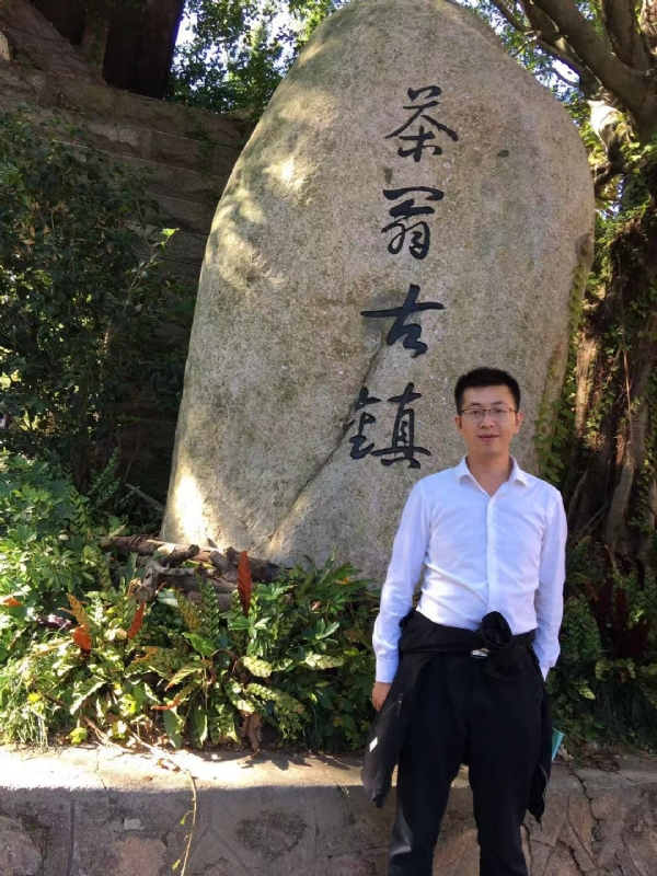 zw的第二张照片--大连相亲服务中心