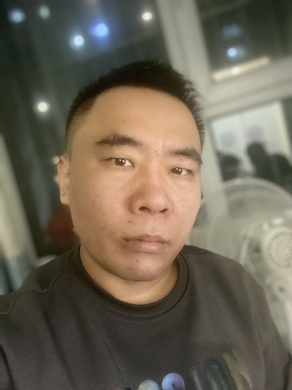 云的第四张照片--大连相亲服务中心