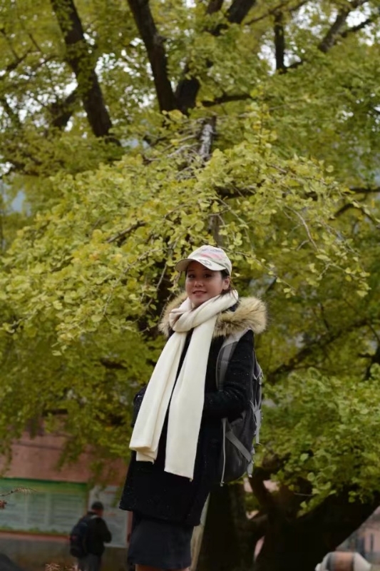 四月的第三张照片--大连相亲服务中心