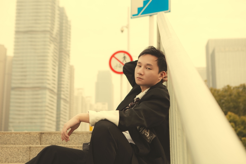 不负韶华的第一张照片--大连相亲服务中心