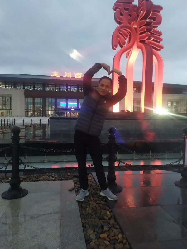 只为遇见你的第一张照片--大连相亲服务中心