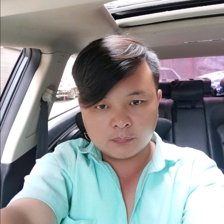 想家大黄蜂的第一张照片--大连相亲服务中心