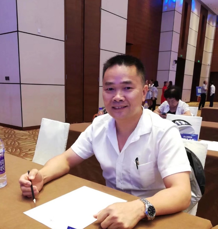 温馨港湾只差一个你的第一张照片--大连相亲服务中心