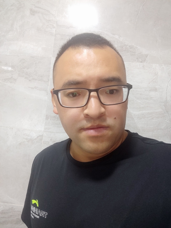 只愿得一人心的第四张照片--大连相亲服务中心