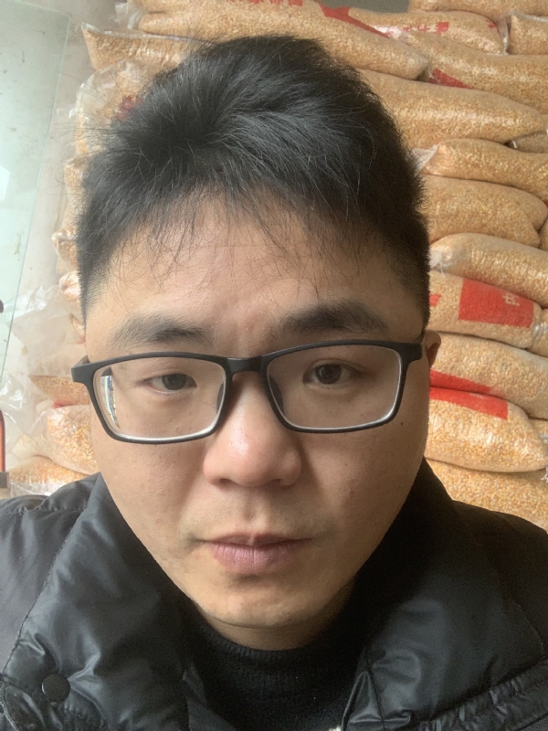 轩宇的第一张照片--大连相亲服务中心