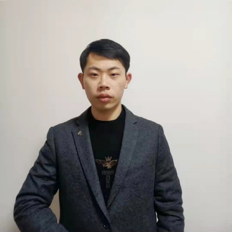 熊先生的第一张照片--大连相亲服务中心