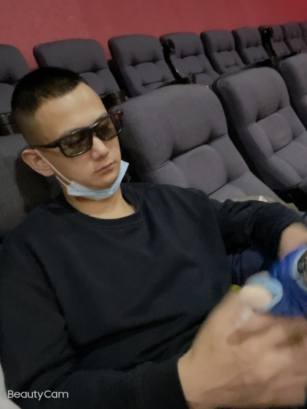 小五的第三张照片--大连相亲服务中心