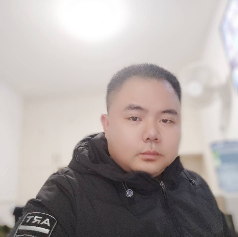 珍惜眼前人的第一张照片--大连相亲服务中心