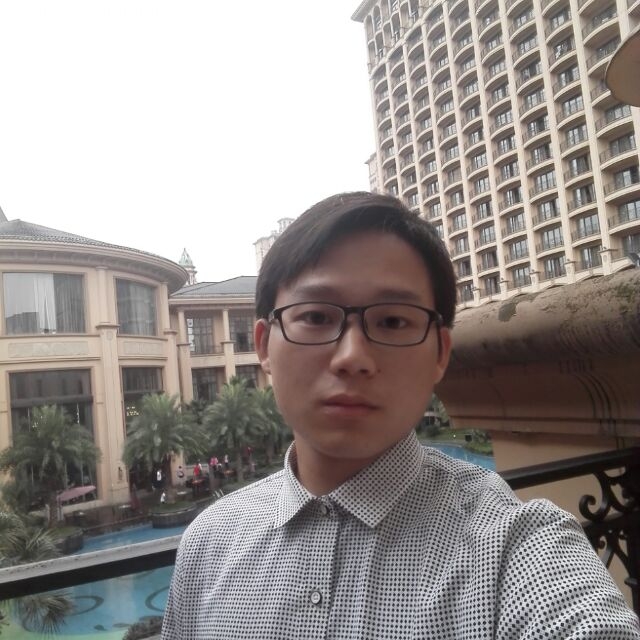 人在天涯的第一张照片--大连相亲服务中心