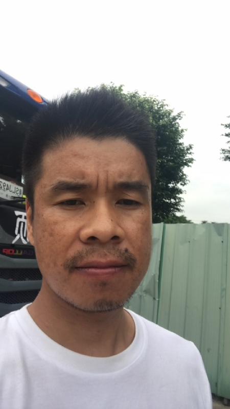 奔跑的蜗牛的第一张照片--大连相亲服务中心