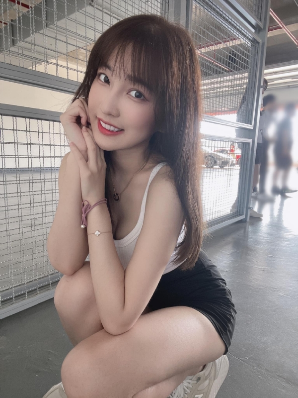 欣妍的第一张照片--大连相亲服务中心