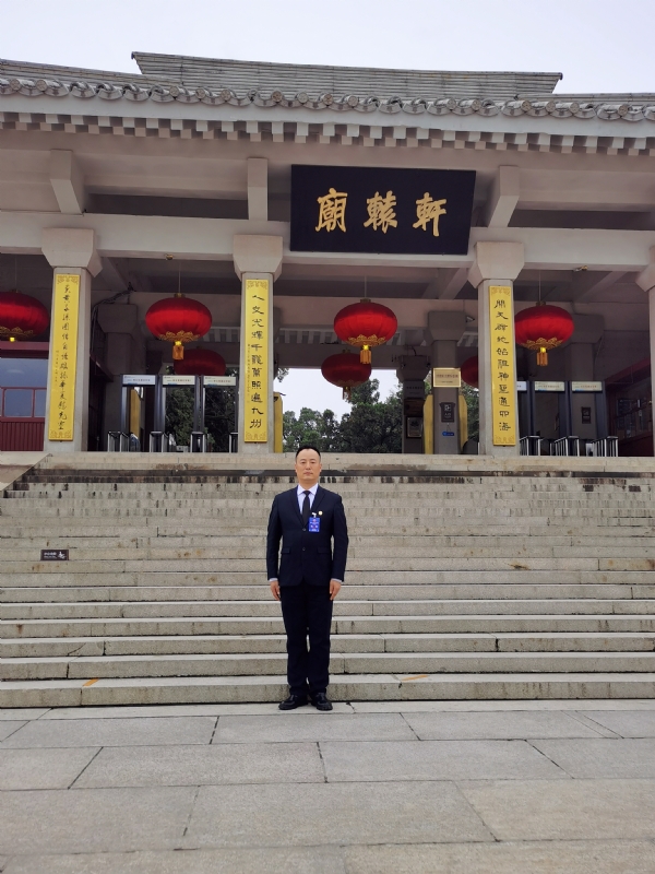 莫待花落空折枝的第二张照片--大连相亲服务中心