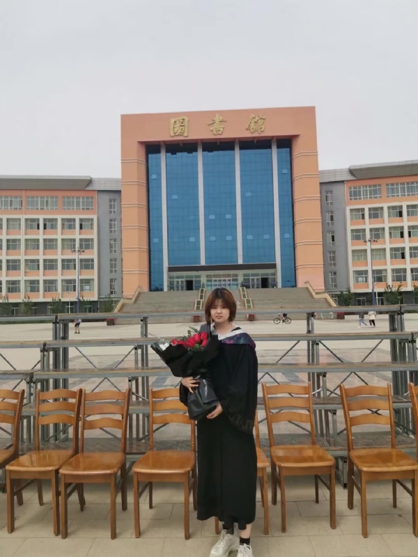 铁锤妹妹的第一张照片--大连相亲服务中心