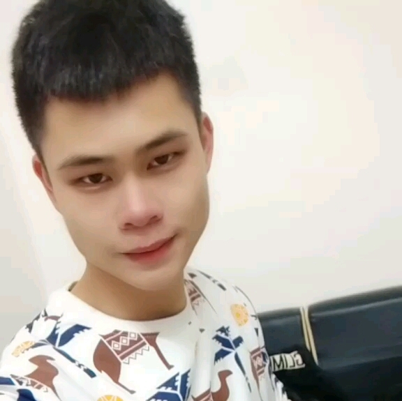 浪子的第一张照片--大连相亲服务中心