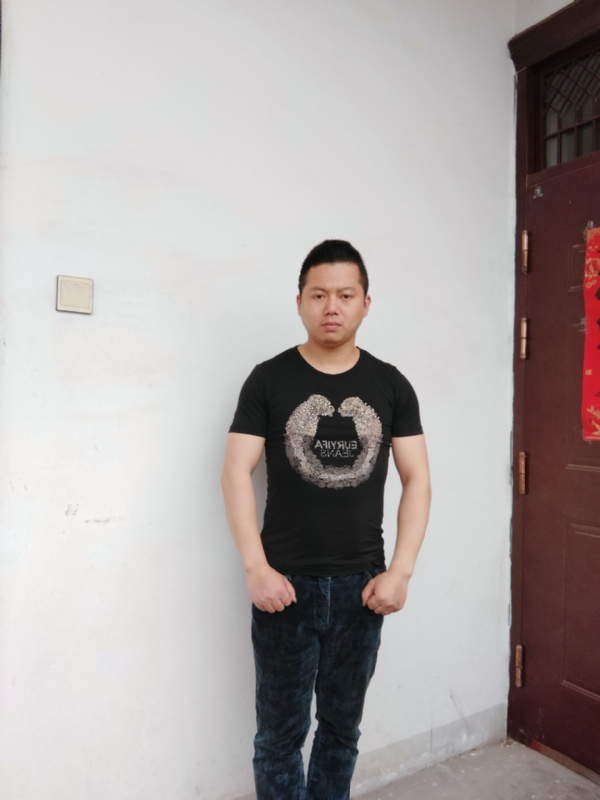 萧萧的第一张照片--大连相亲服务中心