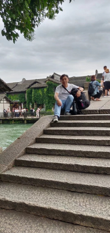 孤星夜雨的第一张照片--大连相亲服务中心