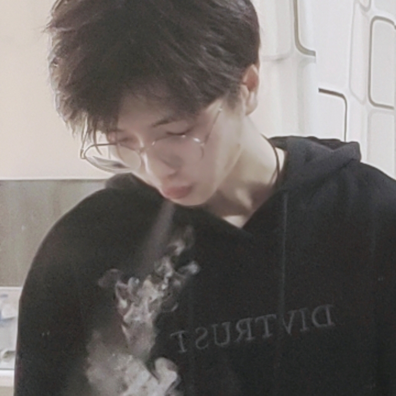 97白羊哦的第一张照片--大连相亲服务中心