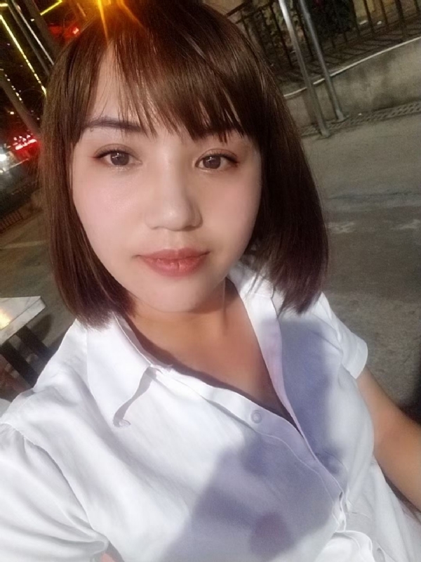 CC的第二张照片--大连相亲服务中心