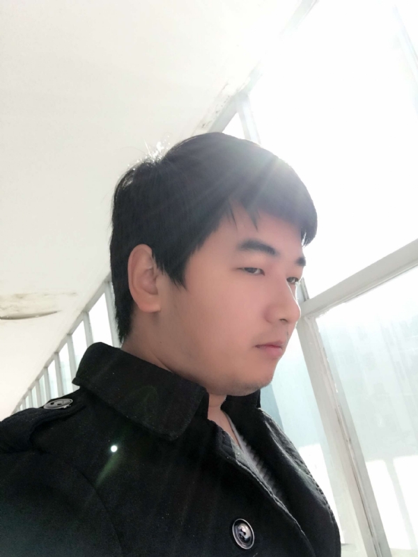 殷勤的王子的第四张照片--大连相亲服务中心