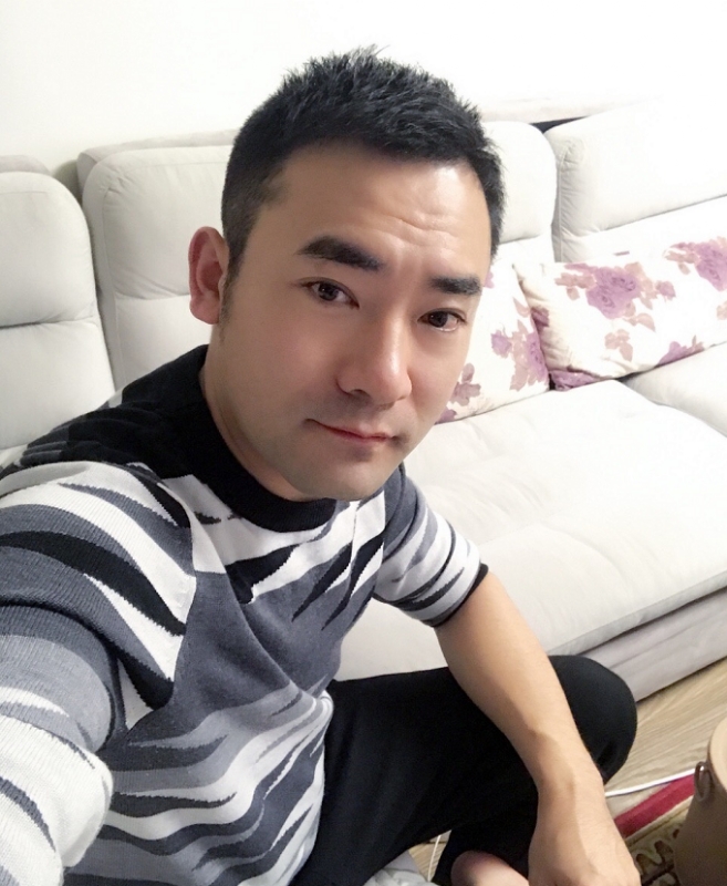 随风的第一张照片--大连相亲服务中心