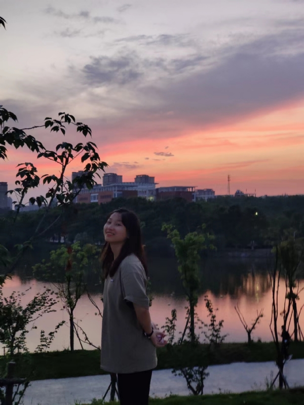 大白猫twx的第一张照片--大连相亲服务中心