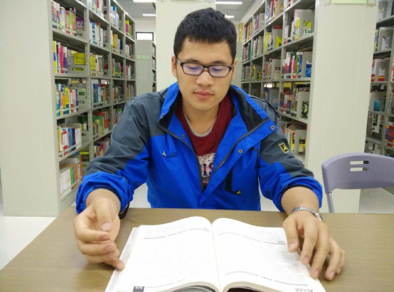 鲮的第四张照片--大连相亲服务中心