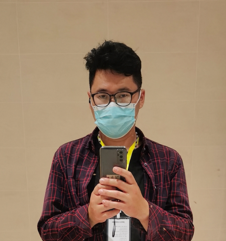 鲮的第五张照片--大连相亲服务中心