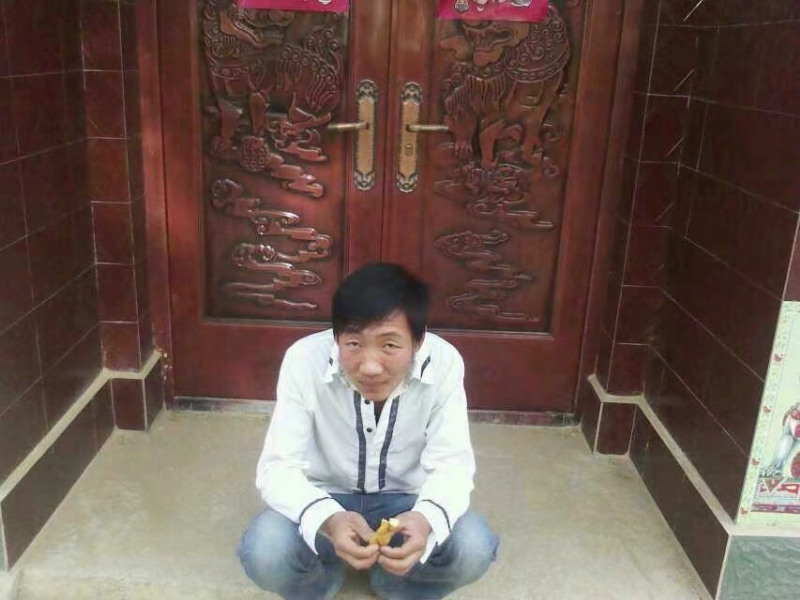 潘先生的第一张照片--大连相亲服务中心