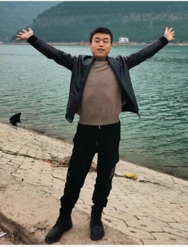 寂寞的风的第二张照片--大连相亲服务中心