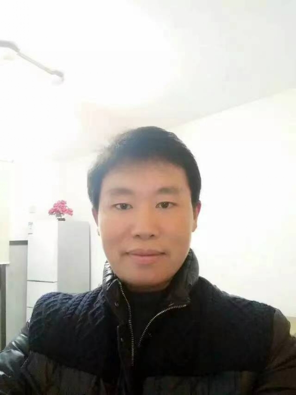 擎天柱的第二张照片--大连相亲服务中心