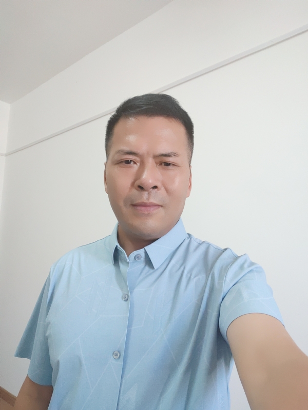 牵挂的第一张照片--大连相亲服务中心