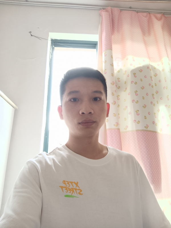 朱公子的第三张照片--大连相亲服务中心