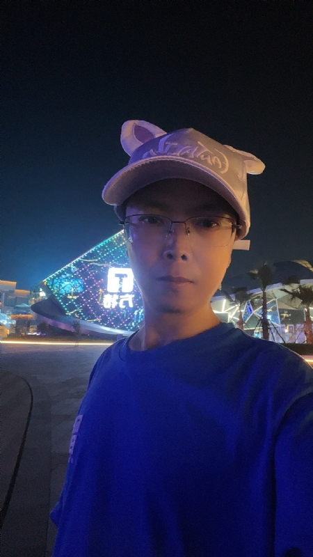 富贵使我们相遇的第一张照片--大连相亲服务中心