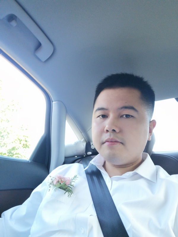 小阿郎的第一张照片--大连相亲服务中心