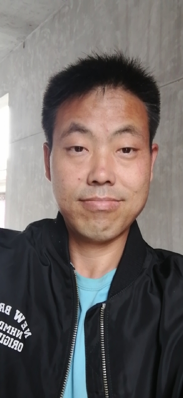 奋斗的执着的第二张照片--大连相亲服务中心