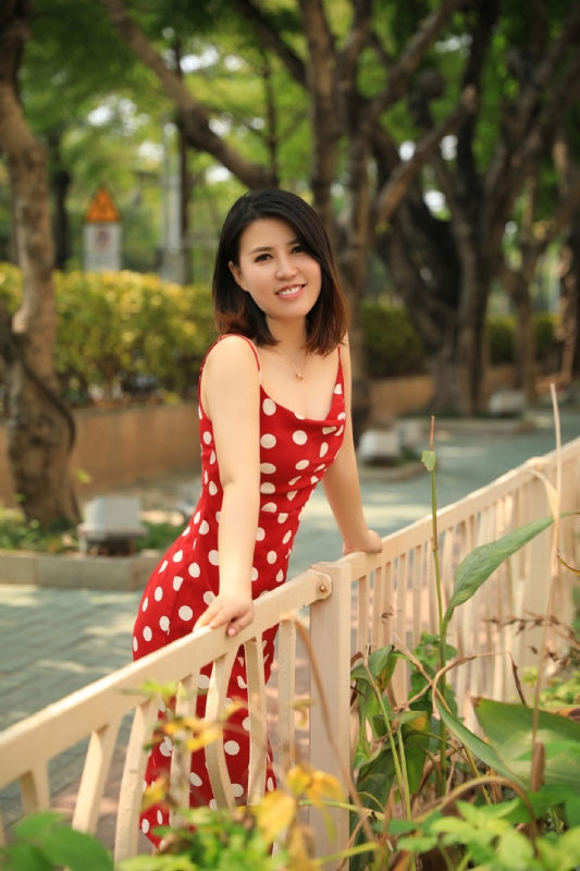 罗林的第五张照片--大连相亲服务中心