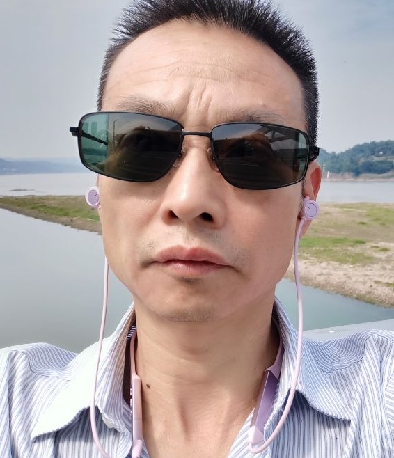 猪哥哥的第二张照片--大连相亲服务中心