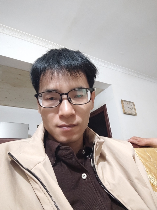 杨一凡的第一张照片--大连相亲服务中心