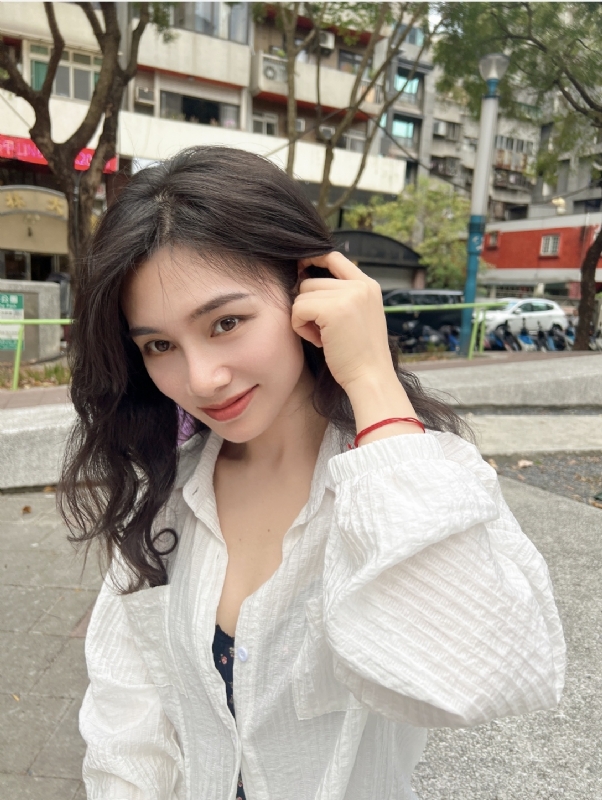 韵韵的第一张照片--大连相亲服务中心