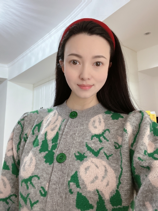 冬儿的第一张照片--大连相亲服务中心