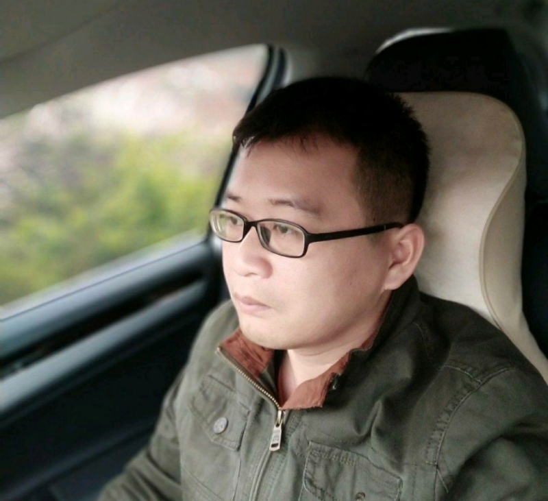 海风吹动你的心的第一张照片--大连相亲服务中心