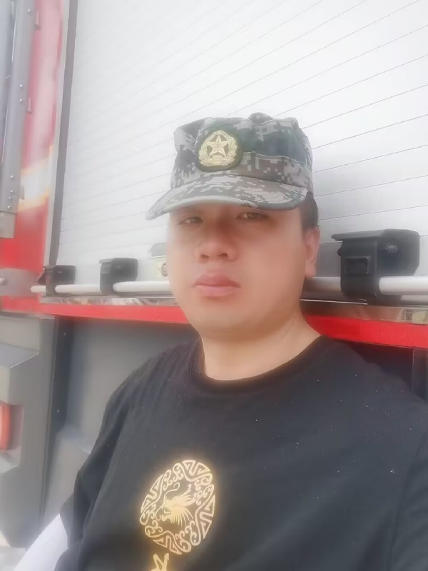 阿萨大大的第一张照片--大连相亲服务中心