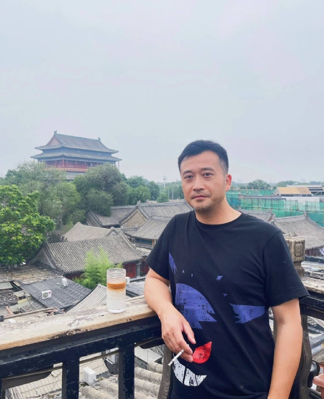 生而为人的第二张照片--大连相亲服务中心