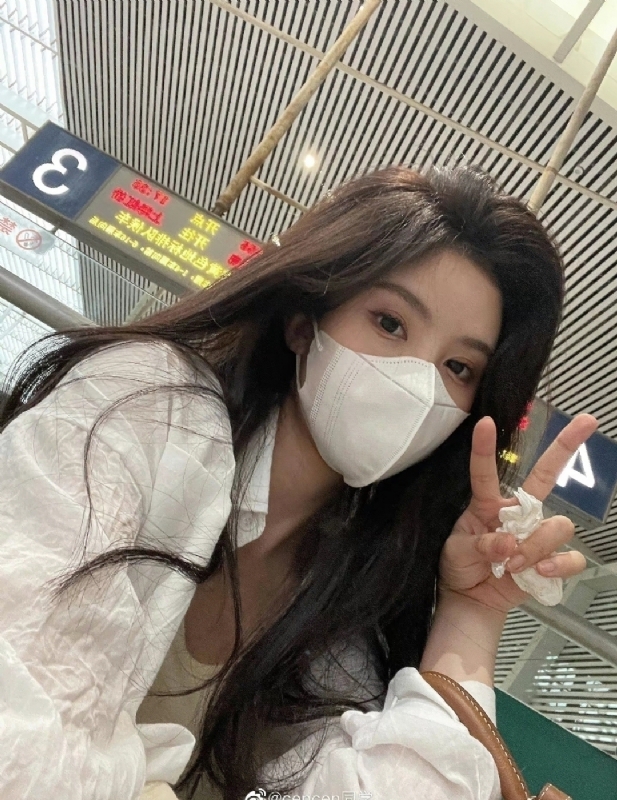 丽华的第一张照片--大连相亲服务中心