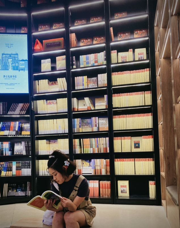 嘉佳的第一张照片--大连相亲服务中心