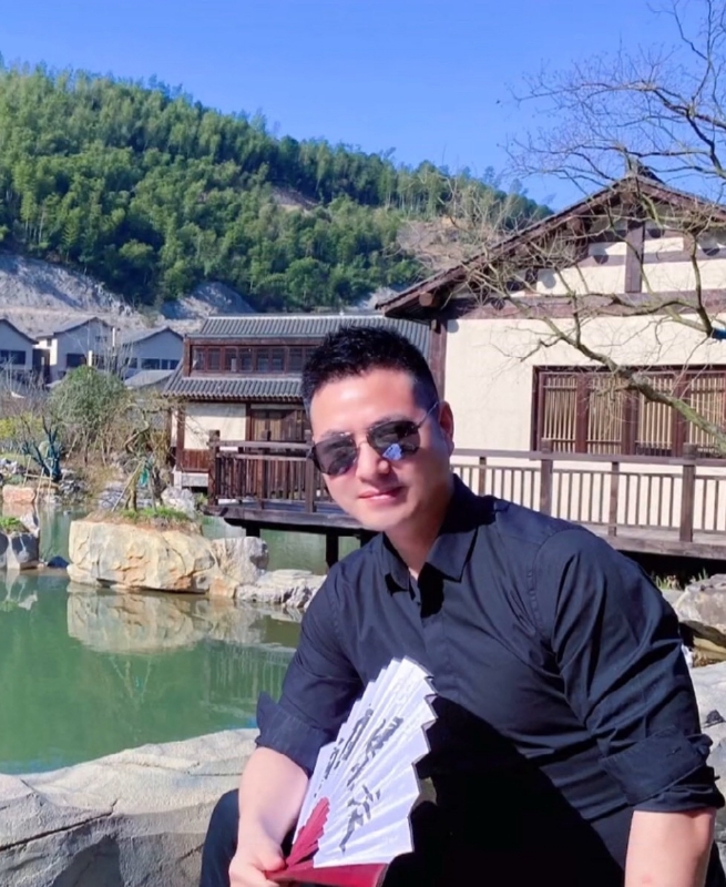 勿忘初心的第二张照片--大连相亲服务中心