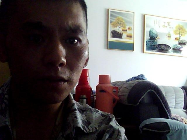 为爱而奋斗的第一张照片--大连相亲服务中心